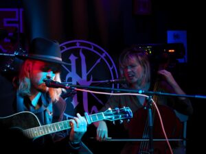 Live at Cart & Horses - 05th November 2023